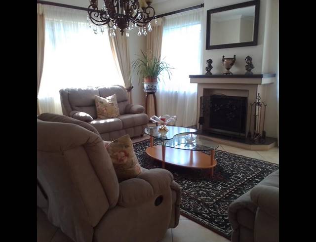 4 BEDROOM HOUSE FOR SALE IN THE HILL